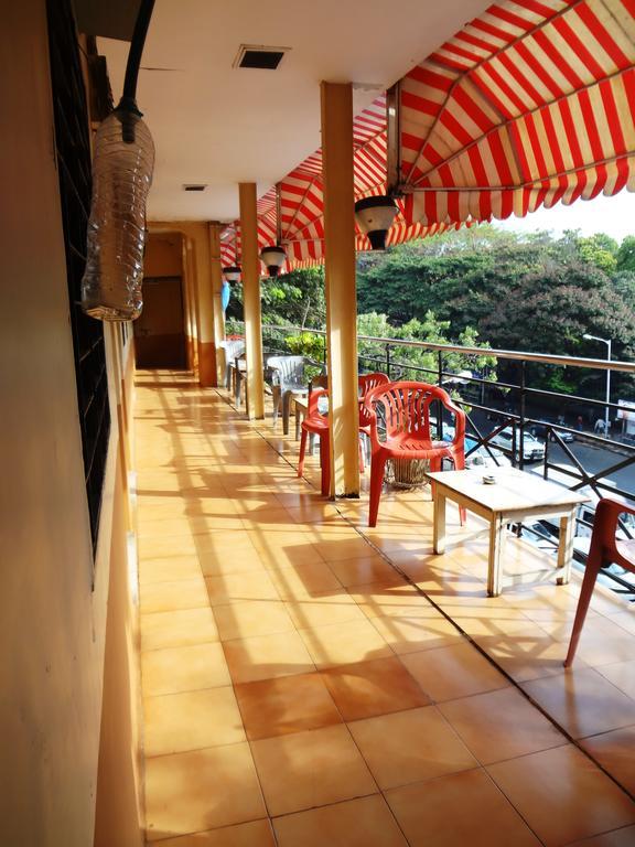 Hotel New Bengal Мумбаї Екстер'єр фото