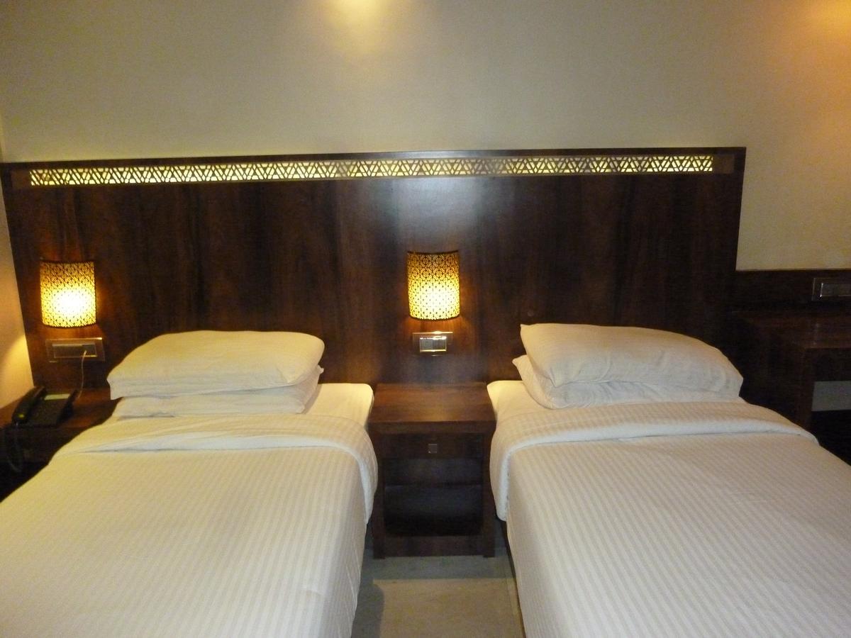 Hotel New Bengal Мумбаї Екстер'єр фото