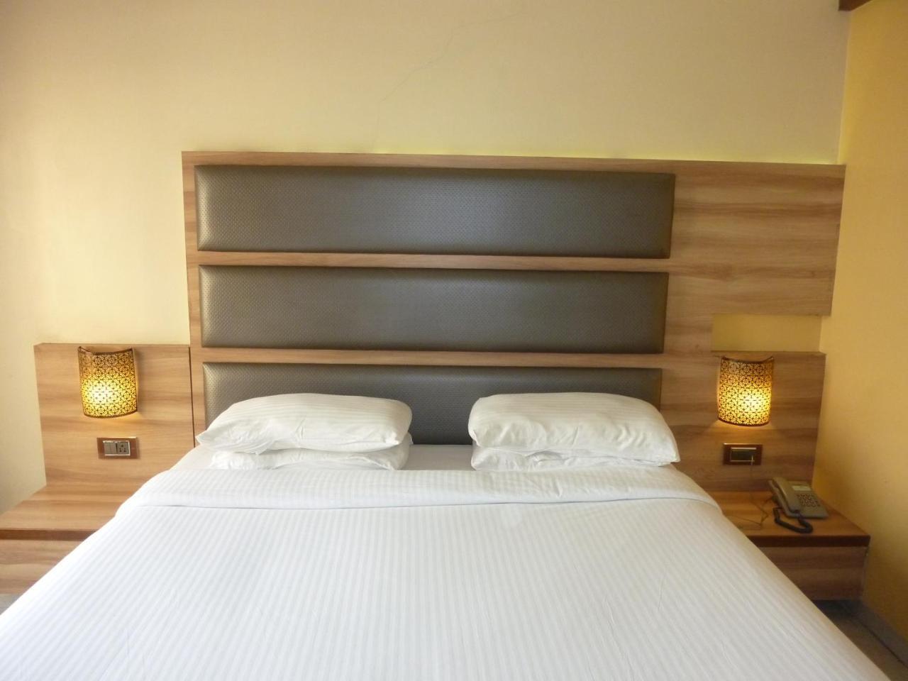 Hotel New Bengal Мумбаї Екстер'єр фото